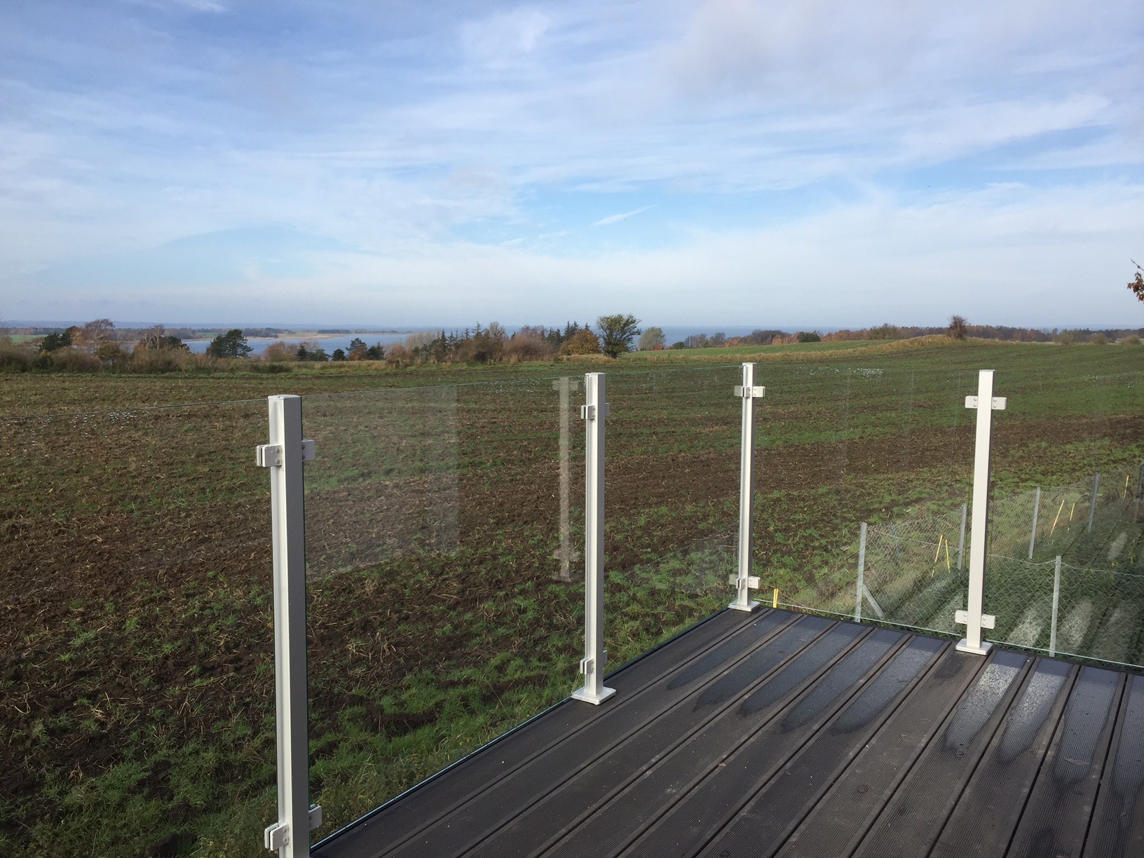 Terrassengeländer mit Glas- komplette Bausätze | Geländerladen.at